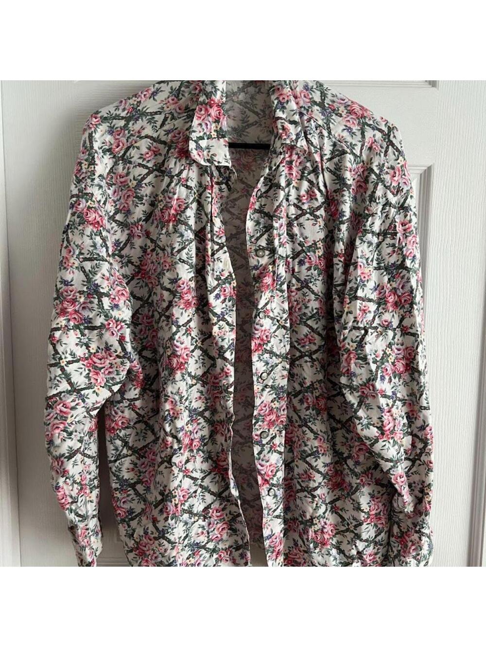 Vintage Van Heusen for Her Floral Buttondown XL